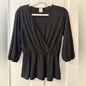 NWOT KAILEIGH ¾ Sleeve Peplum Waist Ruffled Bottom Blouse in Textured Black